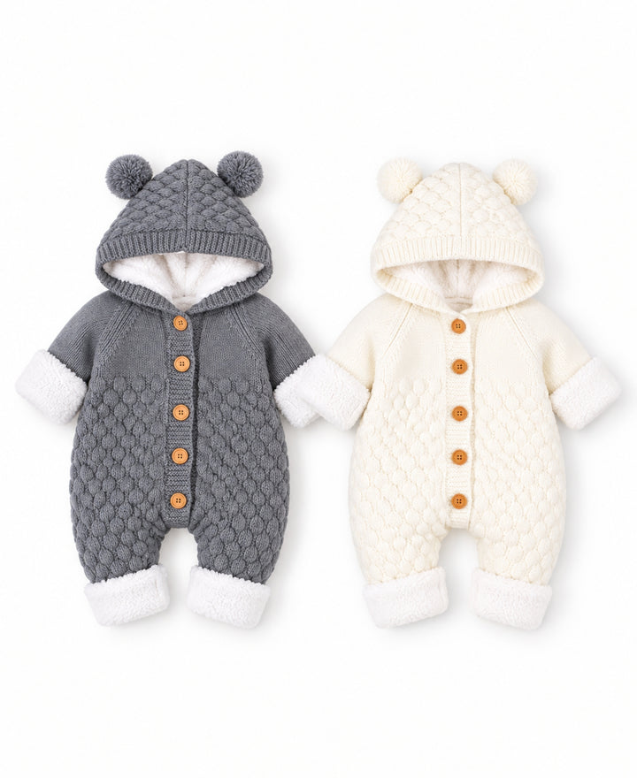 Combinaison bébé tricot à capuche oreilles et boutons