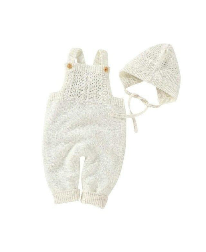 Salopette bébé tricotée avec bonnet assorti