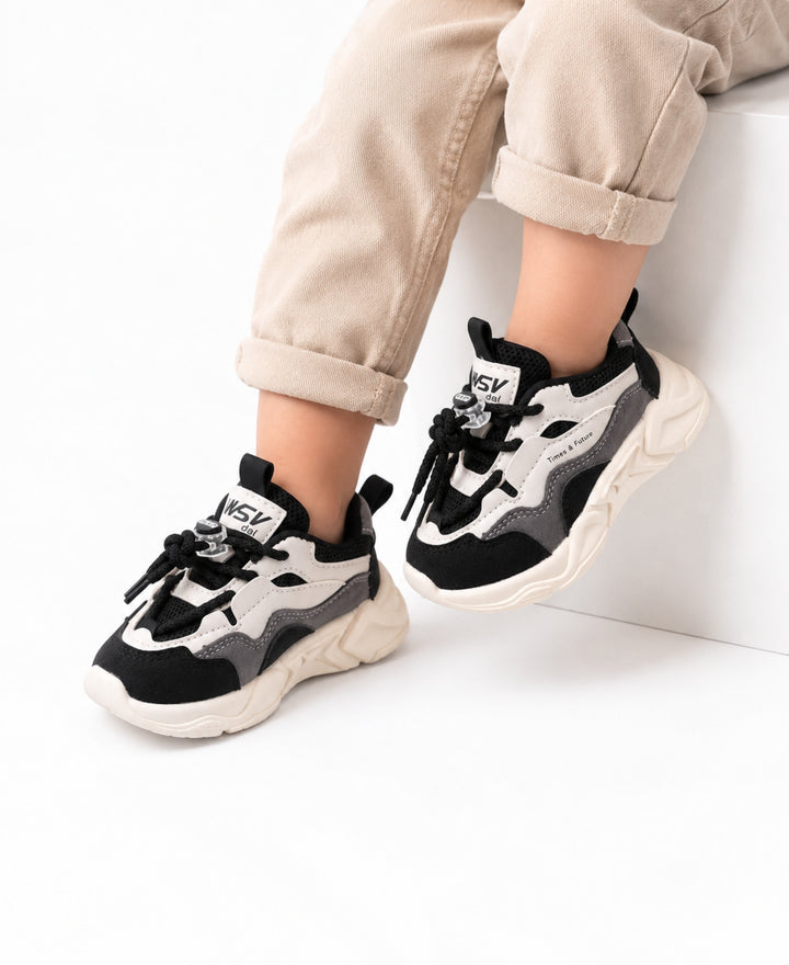 Baskets enfant sport semelle épaisse à lacets