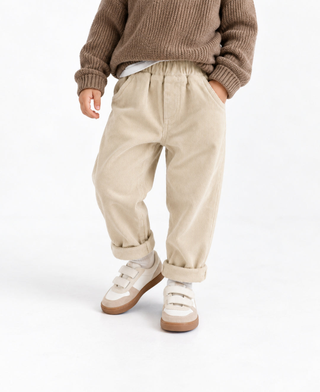 Pantalon enfant en velours côtelé taille élastique poches coupe droite