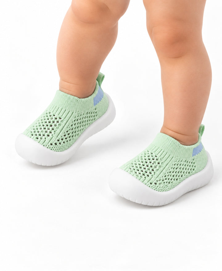 Chaussures enfant semelle antidérapante renforcée à enfiler