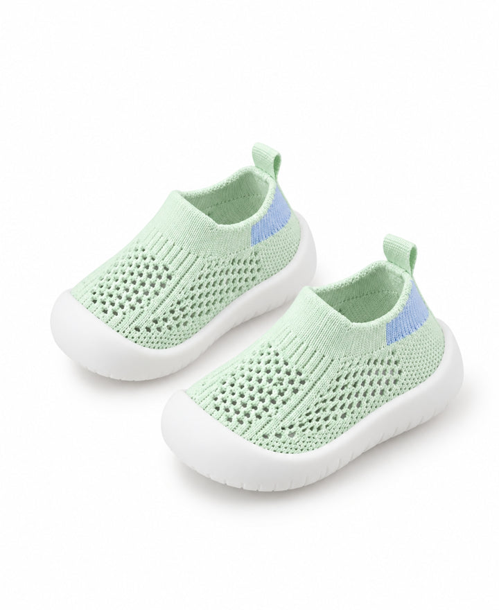 Chaussures enfant semelle antidérapante renforcée à enfiler