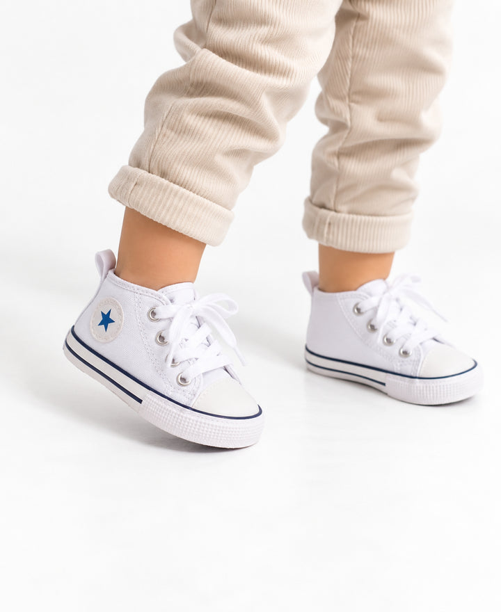 Chaussures bébé montantes à lacets avec étoile