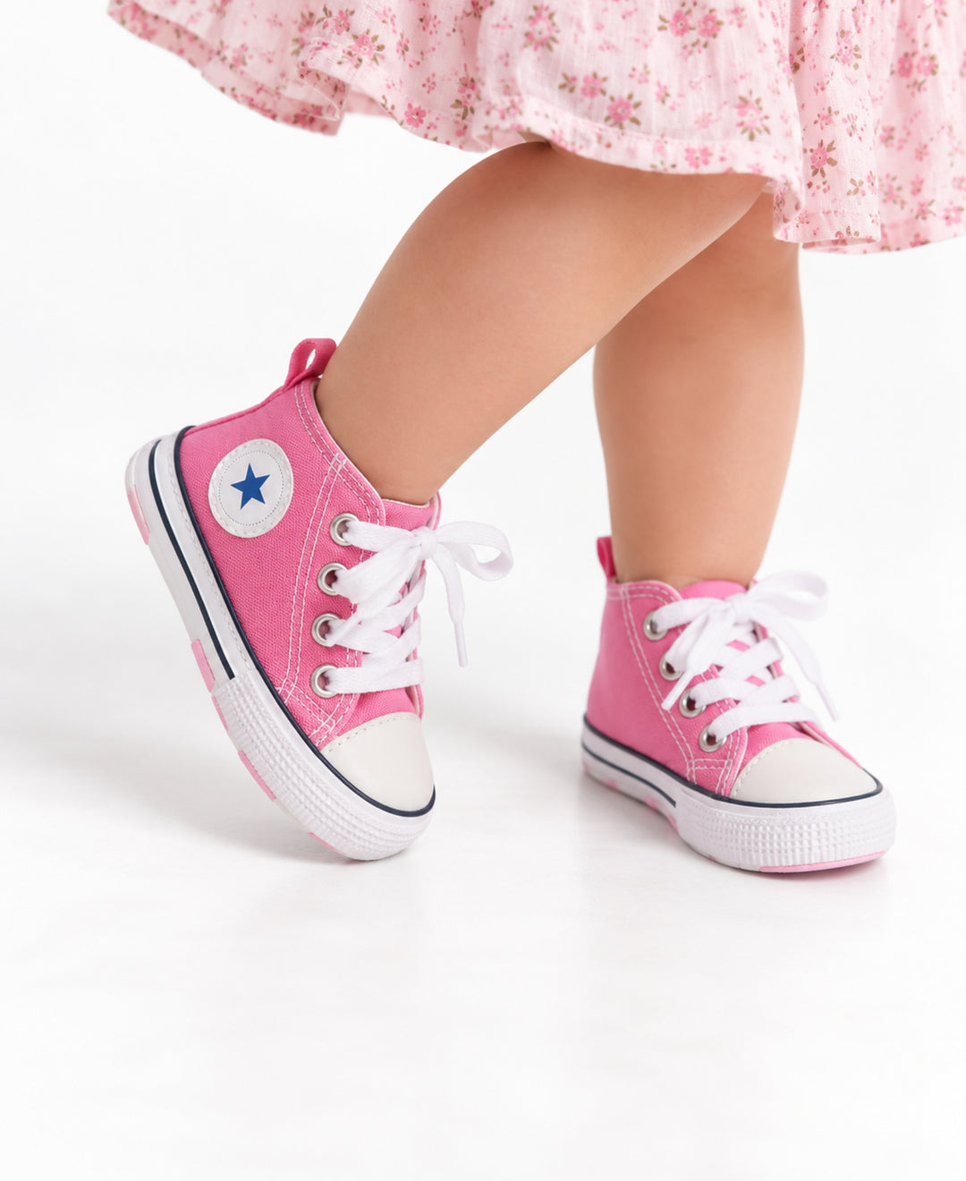 Chaussures bébé montantes à lacets avec étoile